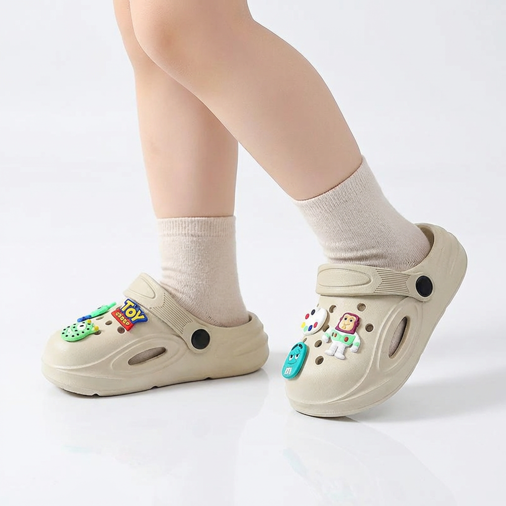 Zuecos de goma espacial para niños (de 1 a 6 años)