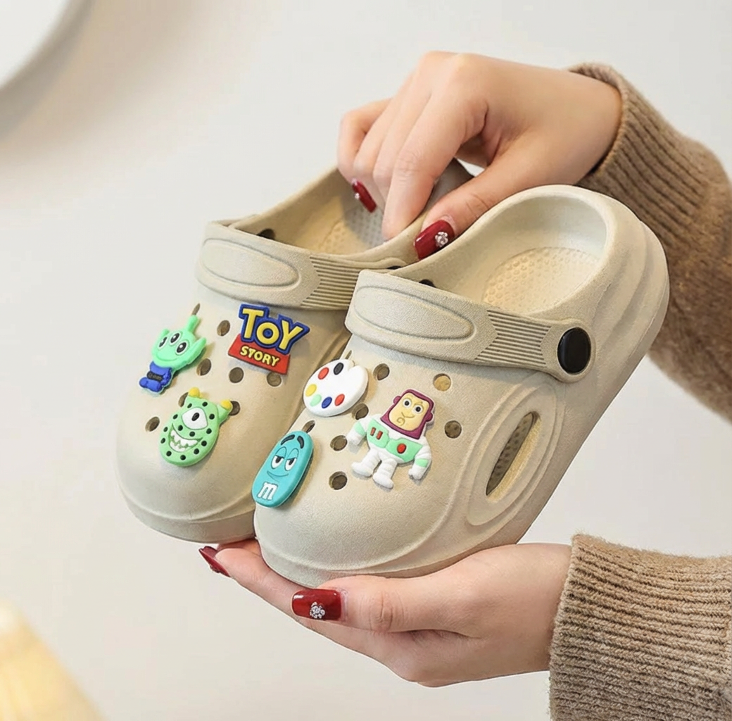 Zuecos de goma espacial para niños (de 1 a 6 años)